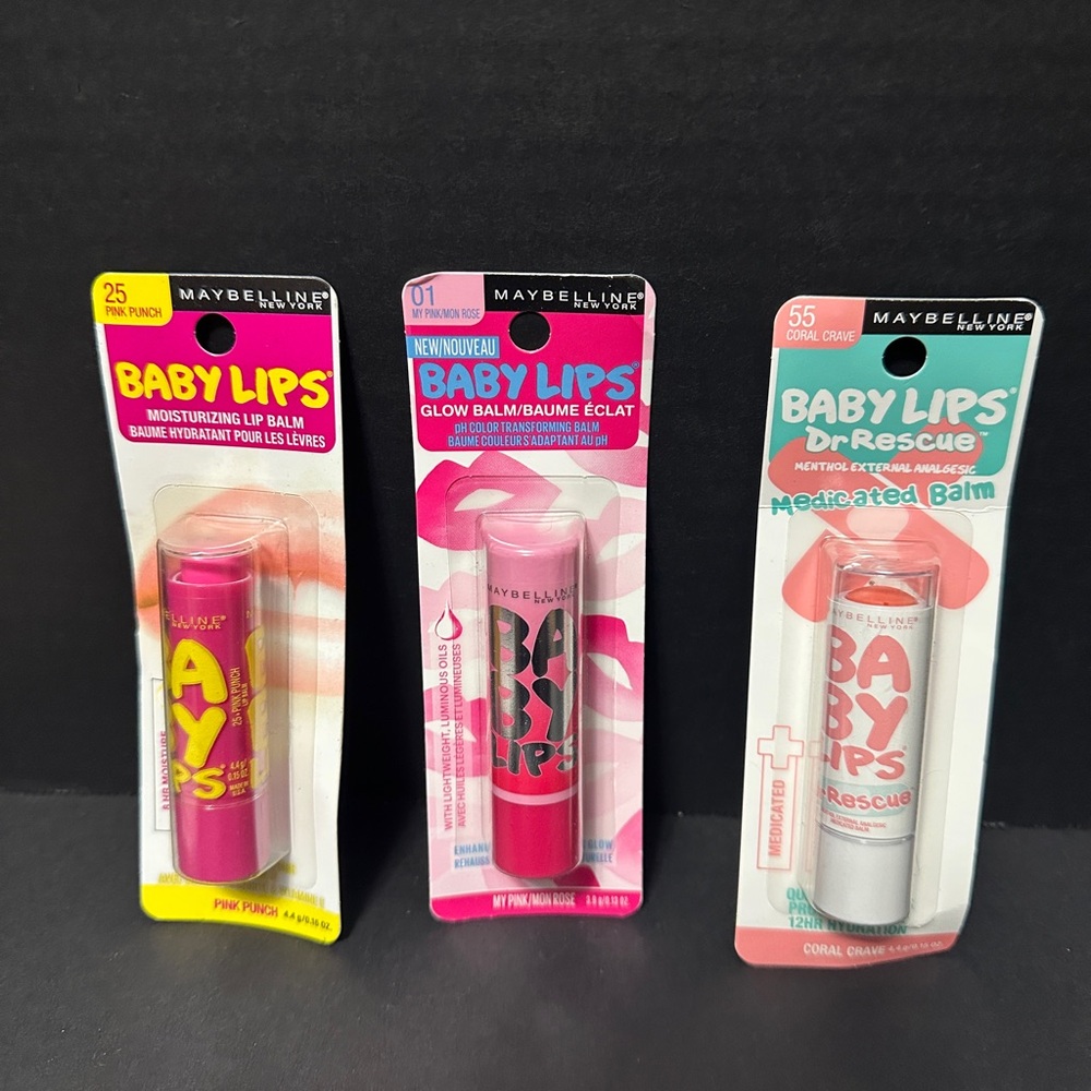 Set of 3 new in box maybelline baby lips lip balm for dry lips.
